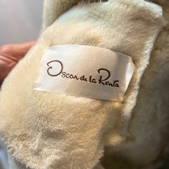 OSCAR DE LA RENTA Tan Vintage Suede Leather Soft Shearling Coat- Large - Picture 9 of 11
